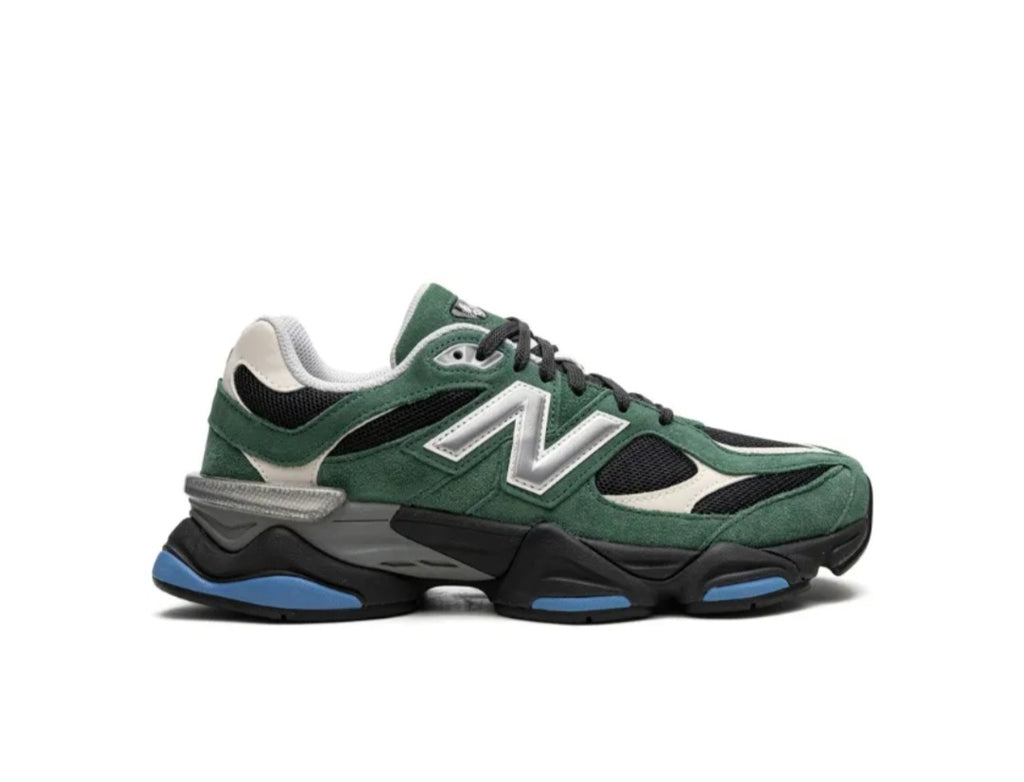 New Balance
9060 low-top sneakers