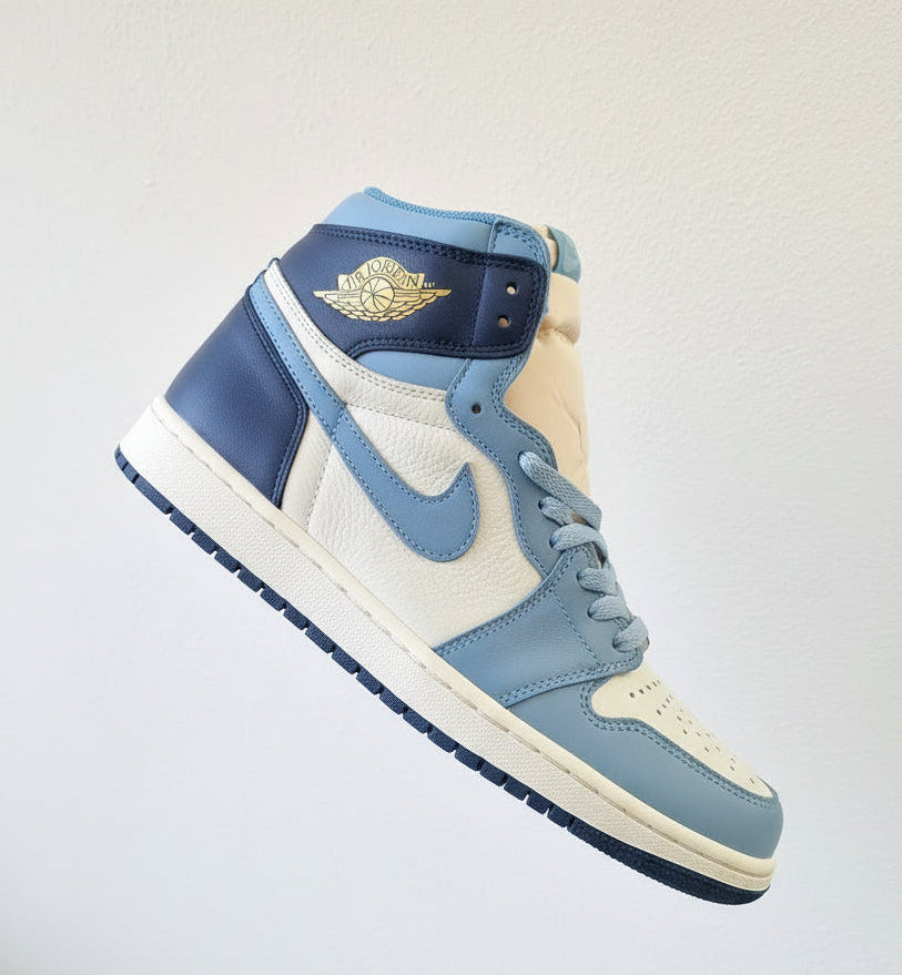 Air JORDAN 1 RETRO HIGH OG "FIRST IN FLIGHT " SNEAKERS