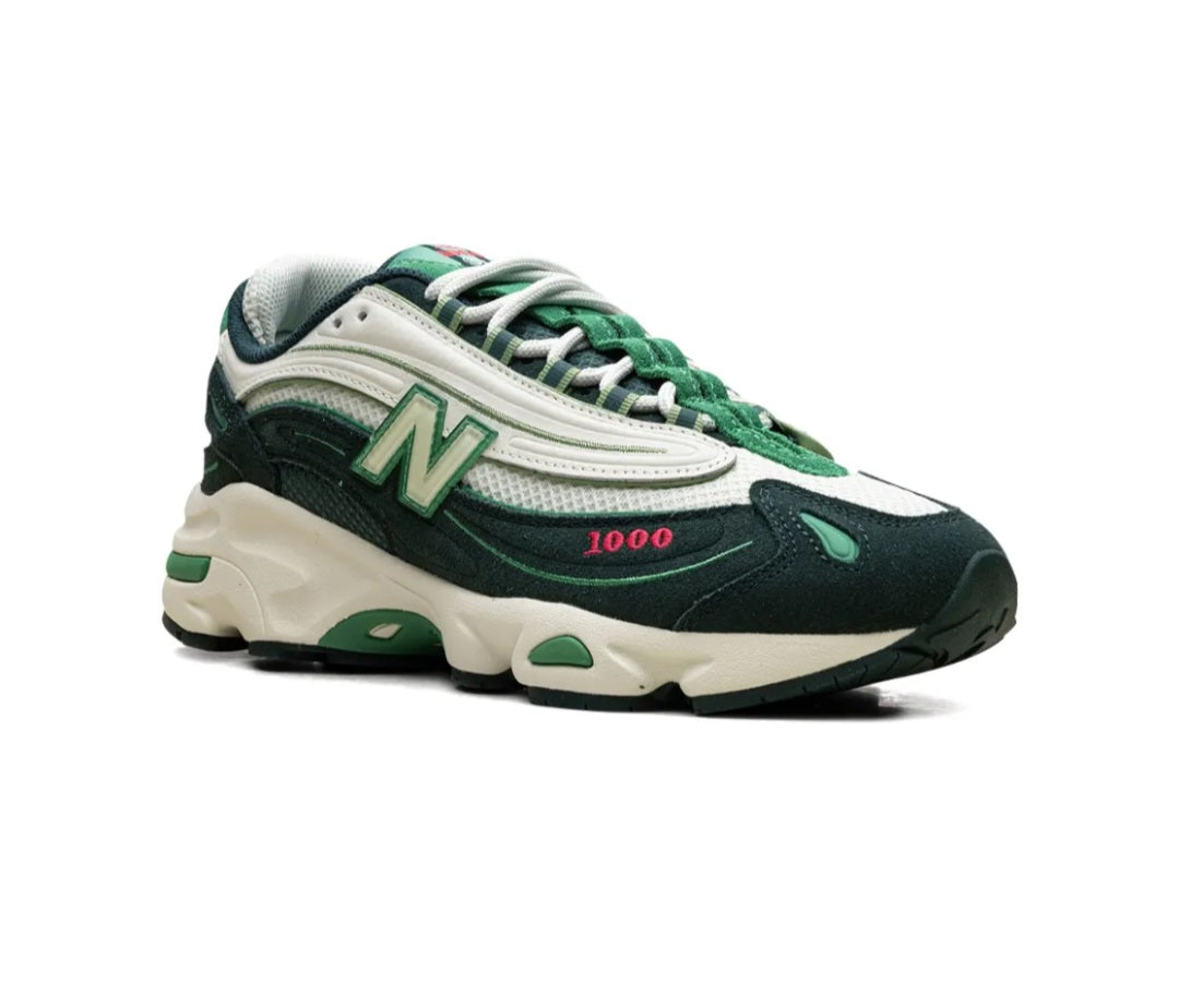 New Balance
x CNCPTS 1000 "Míle" sneakers