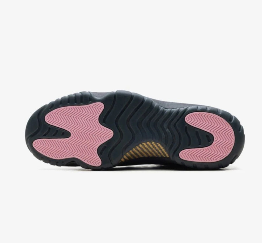 Air Jordan 11 Mojave high-top sneakers