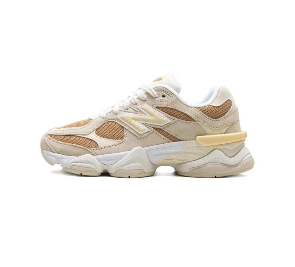 New Balance
9060 "Champs Sport Exclusive - Sea Salt / Beige"