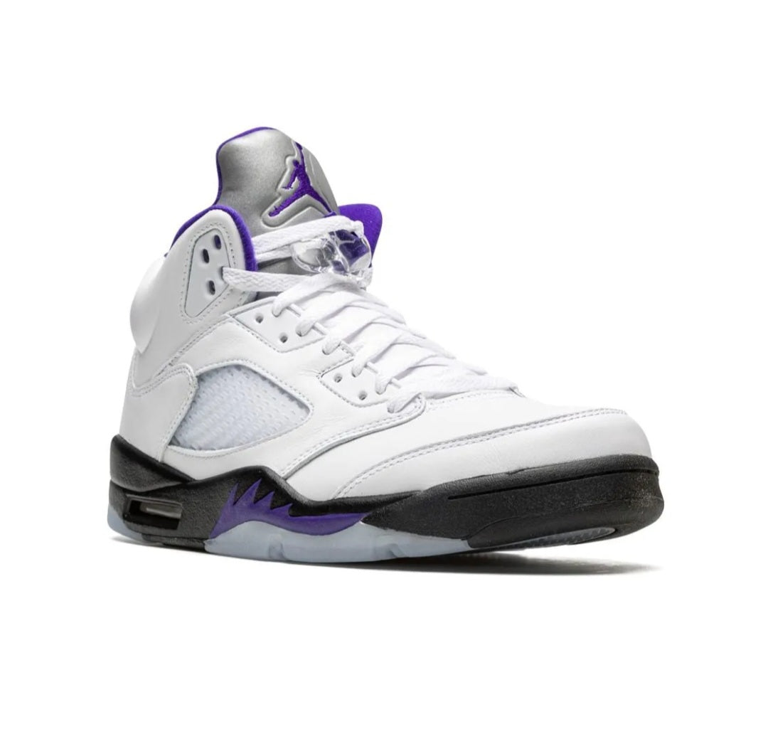 Air Jordan 5 Retro sneakers