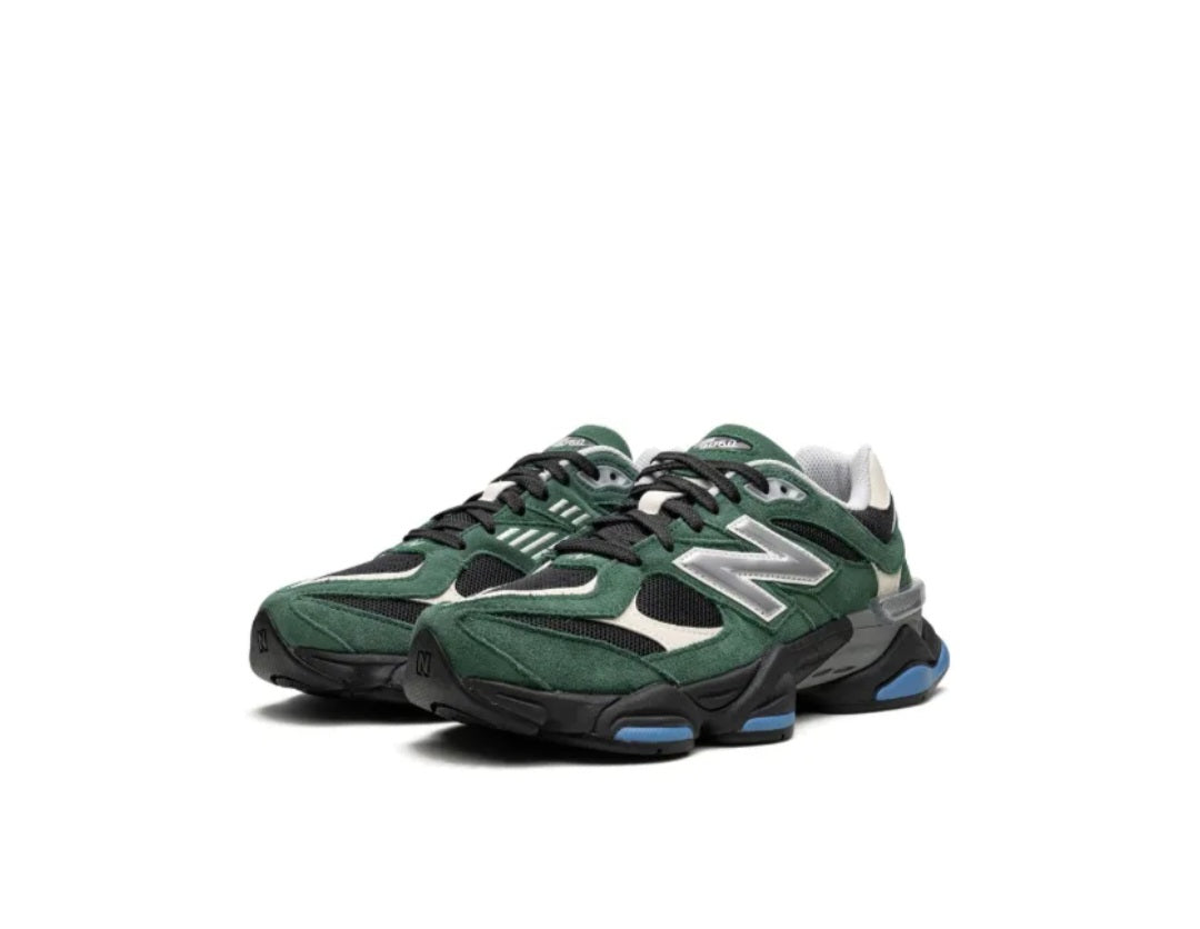 New Balance
9060 low-top sneakers