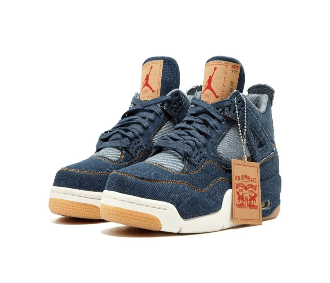 Air Jordan 4 Retro NRG sneakers