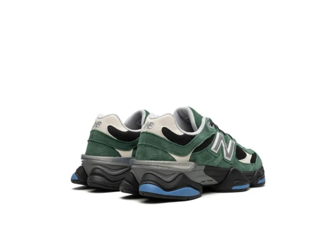 New Balance
9060 low-top sneakers