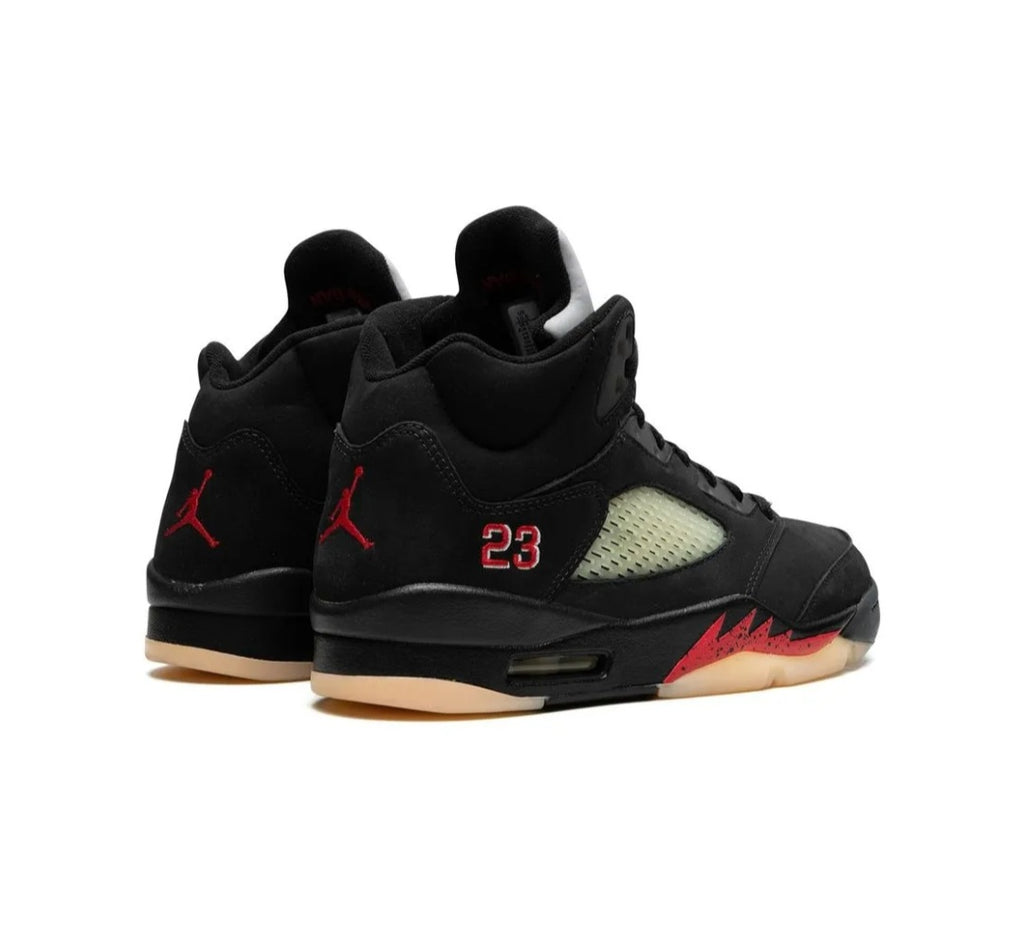JORDAN 
Air Jordan 5 "Gore-Tex" sneakers