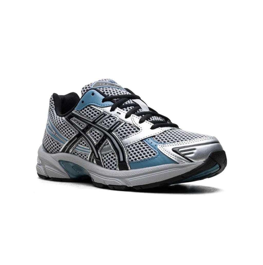 ASICS
Gel-1130 "Black/Blue/Silver" sneakers