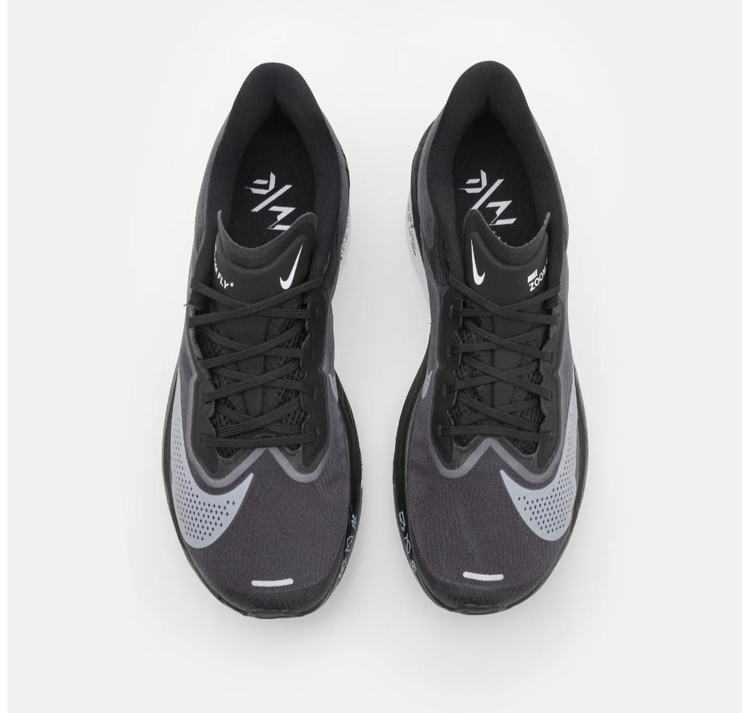 ZOOM FLY 6