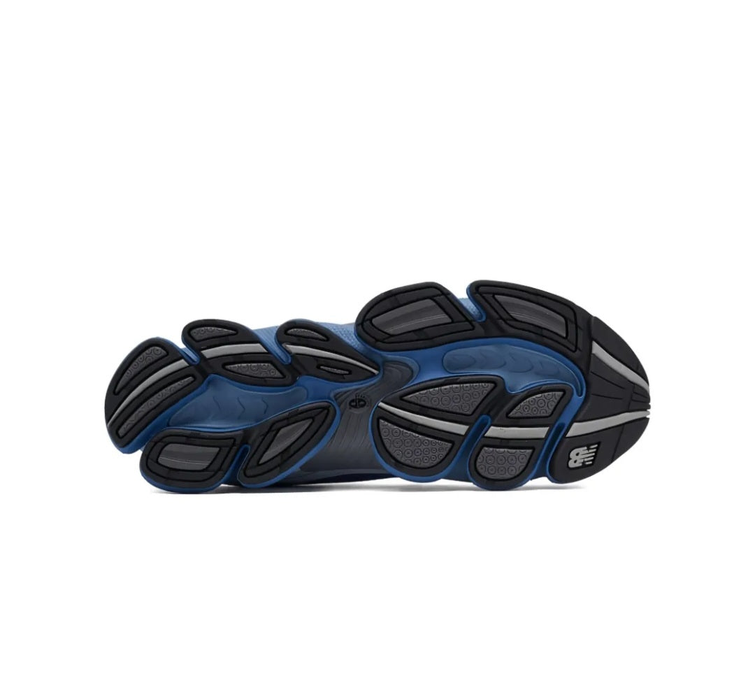 New Balance
Abzorb 2000 sneakers