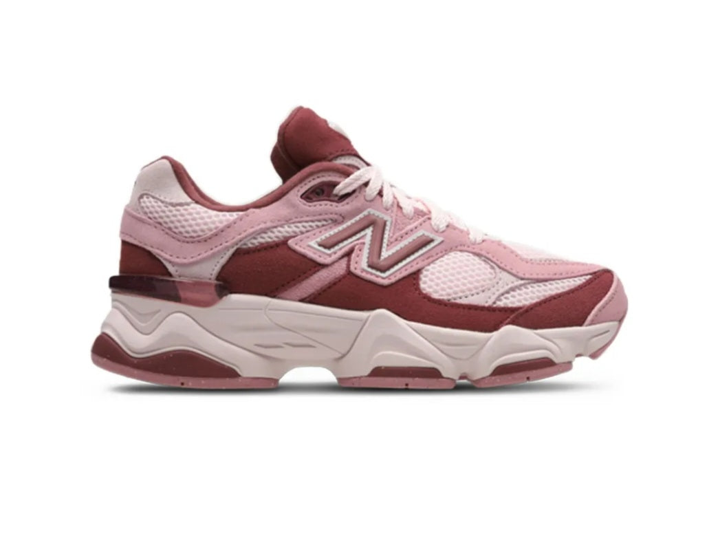 New Balance 
9060 GS sneakers