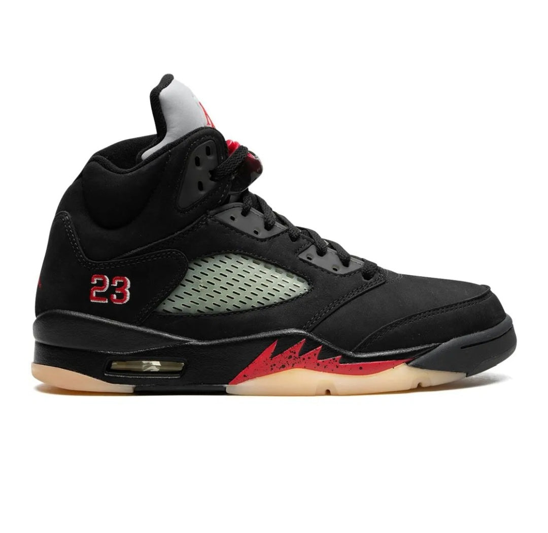 JORDAN 
Air Jordan 5 "Gore-Tex" sneakers
