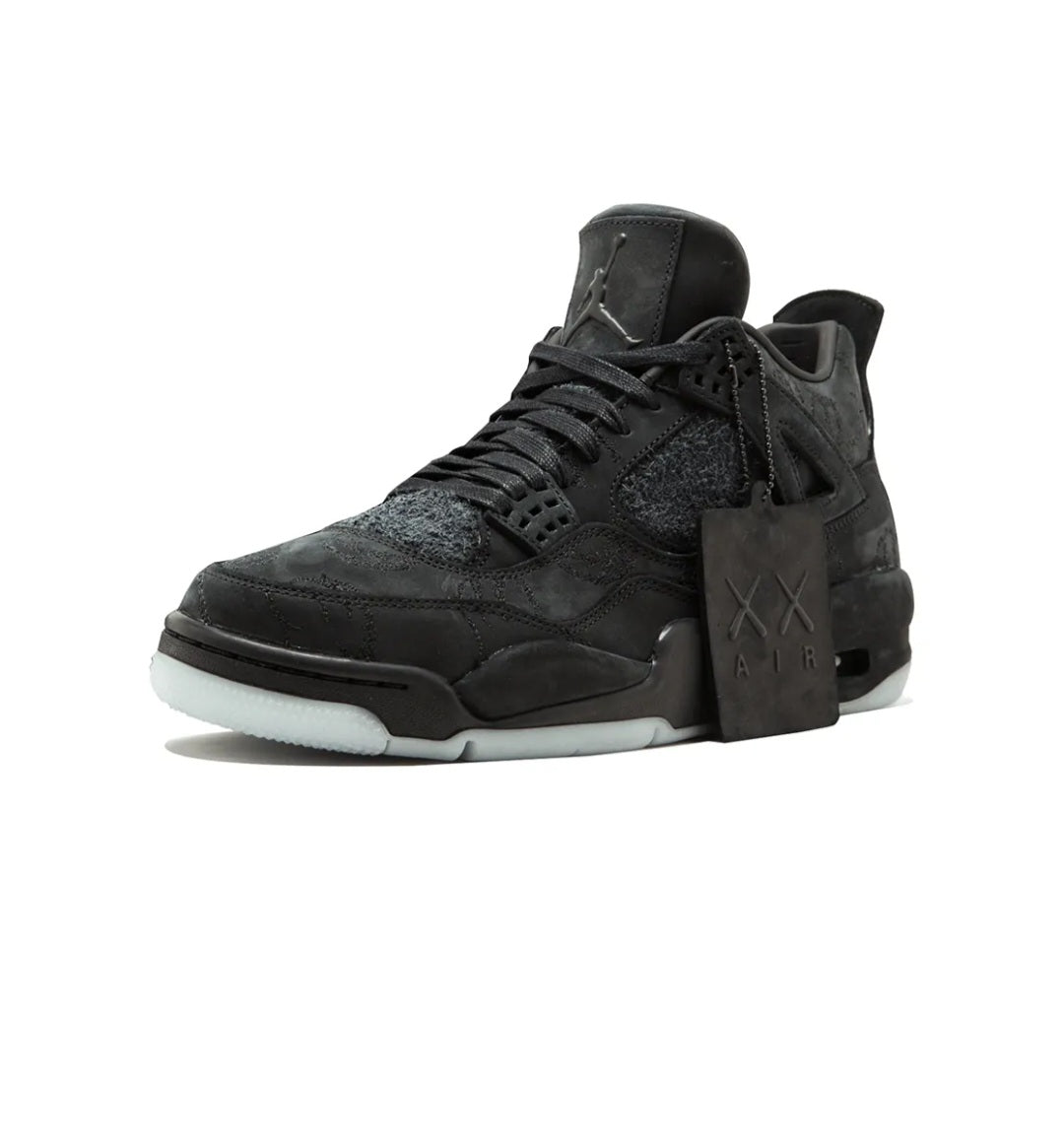 AIR JORDAN 
x Kaws Air Jordan 4 Retro "Black" sneakers