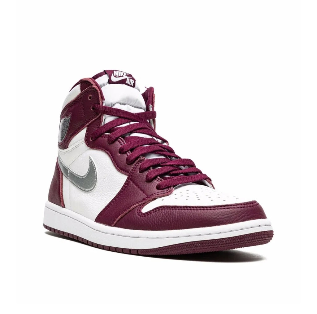 Air Jordan 1 Retro High "Bordeaux" sneakers