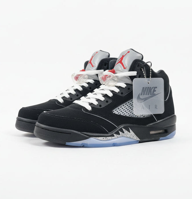 AIR JORDAN 5 RETRO OG BLACK METALLIC Reimagined..