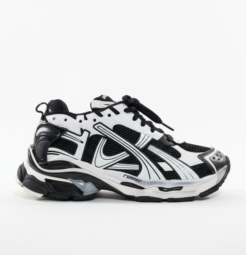 BALENCIAGA BLACK AND WHITE