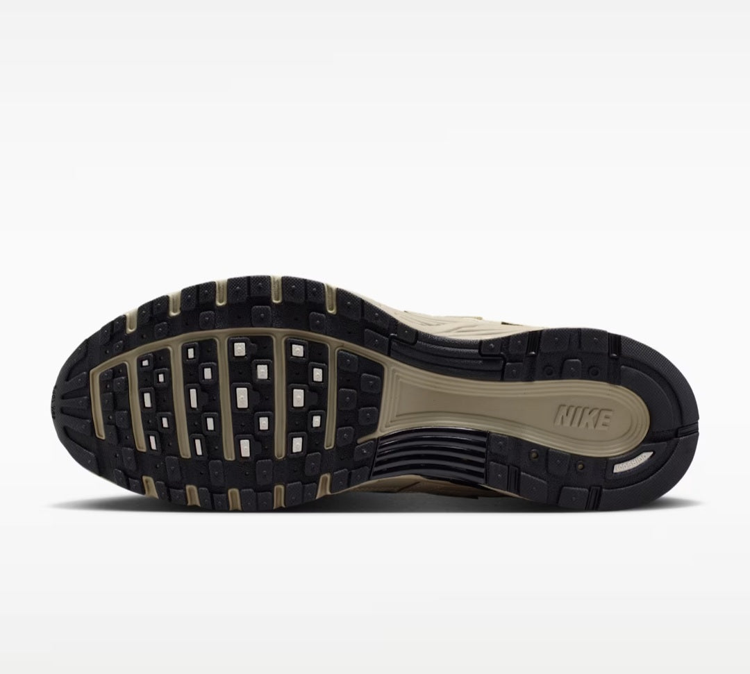 P-6000,Sneakers