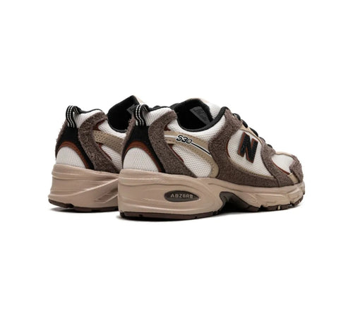 530 BROWN TAN SNEAKERS Highlights