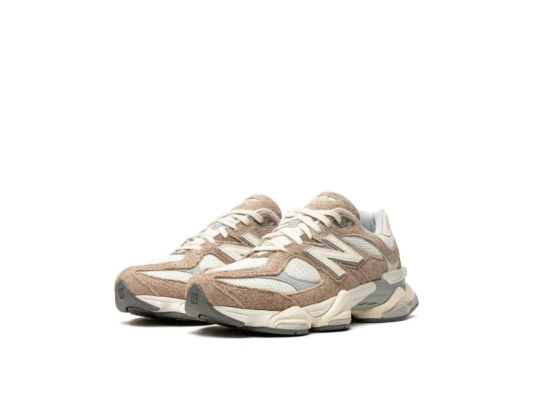 9060"DRIFTWOOD"SNEAKERS