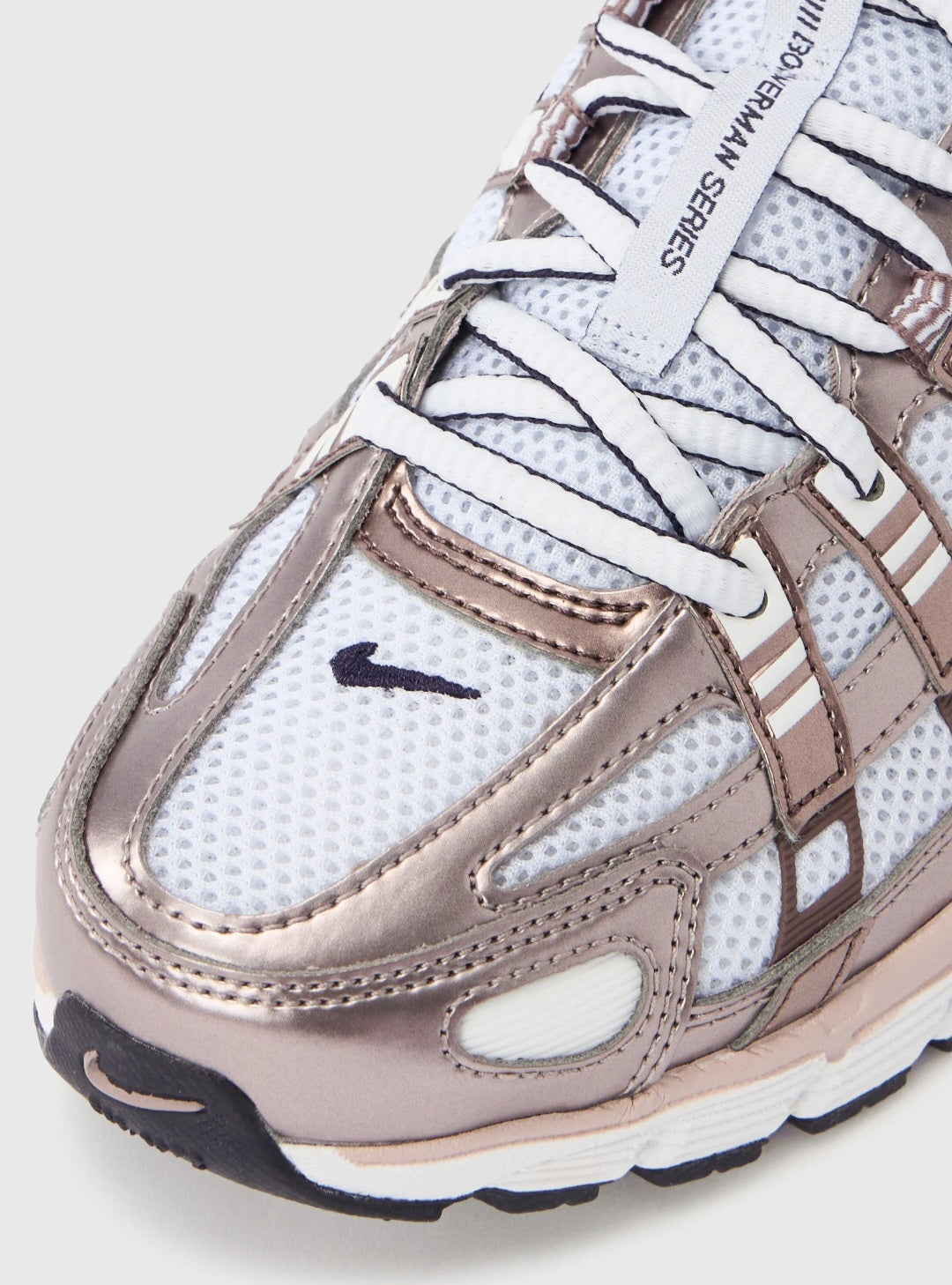 P-6000,Sneakers