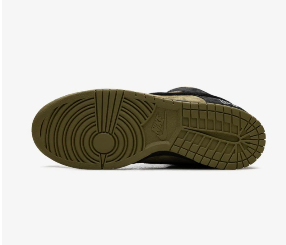 SB Dunk "Supreme - Camper Green" sneakers