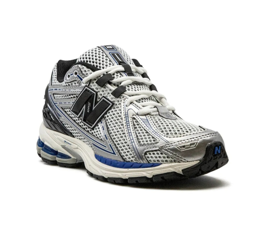 New Balance
1906R low-top sneakers