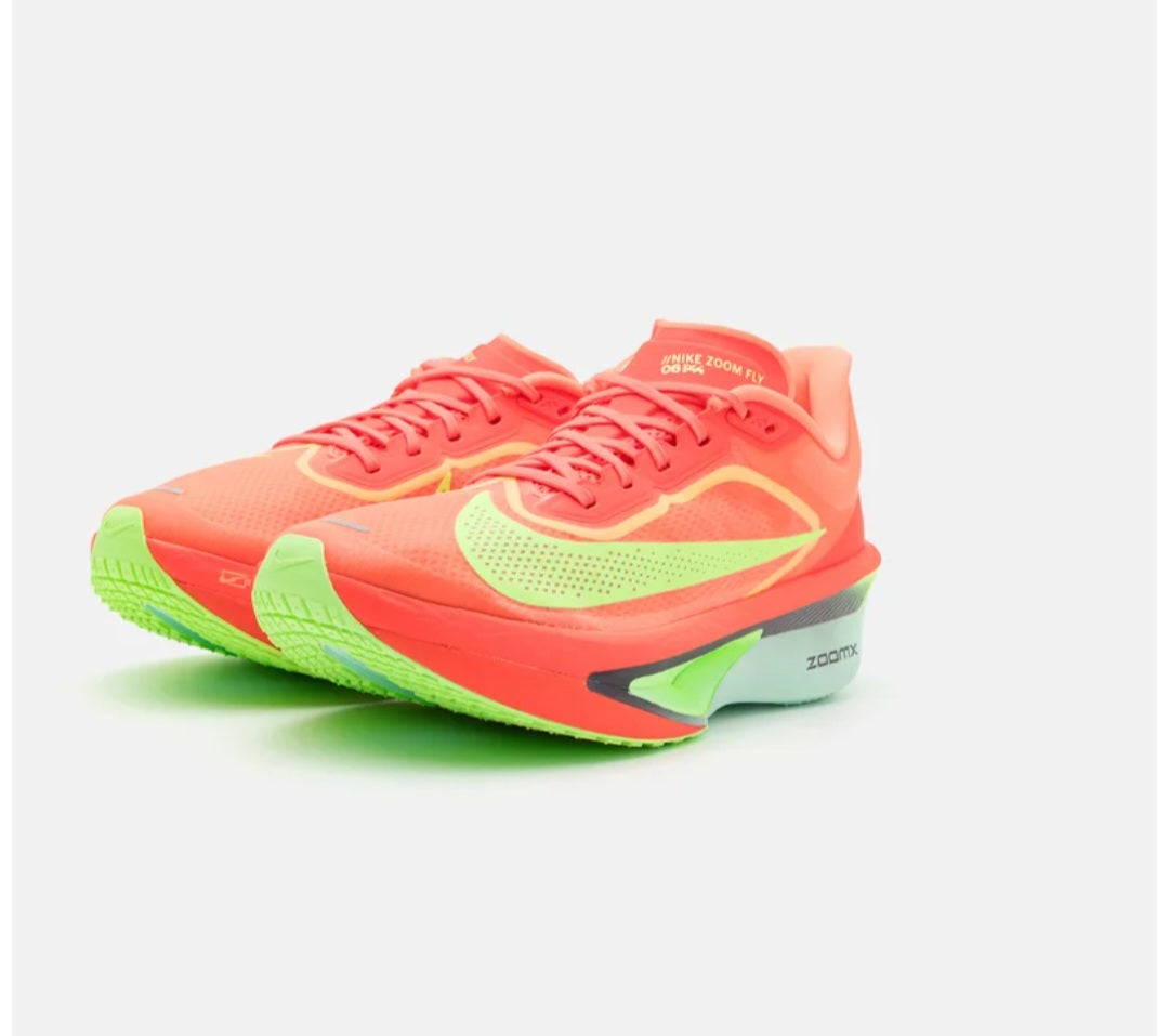 ZOOM FLY 6