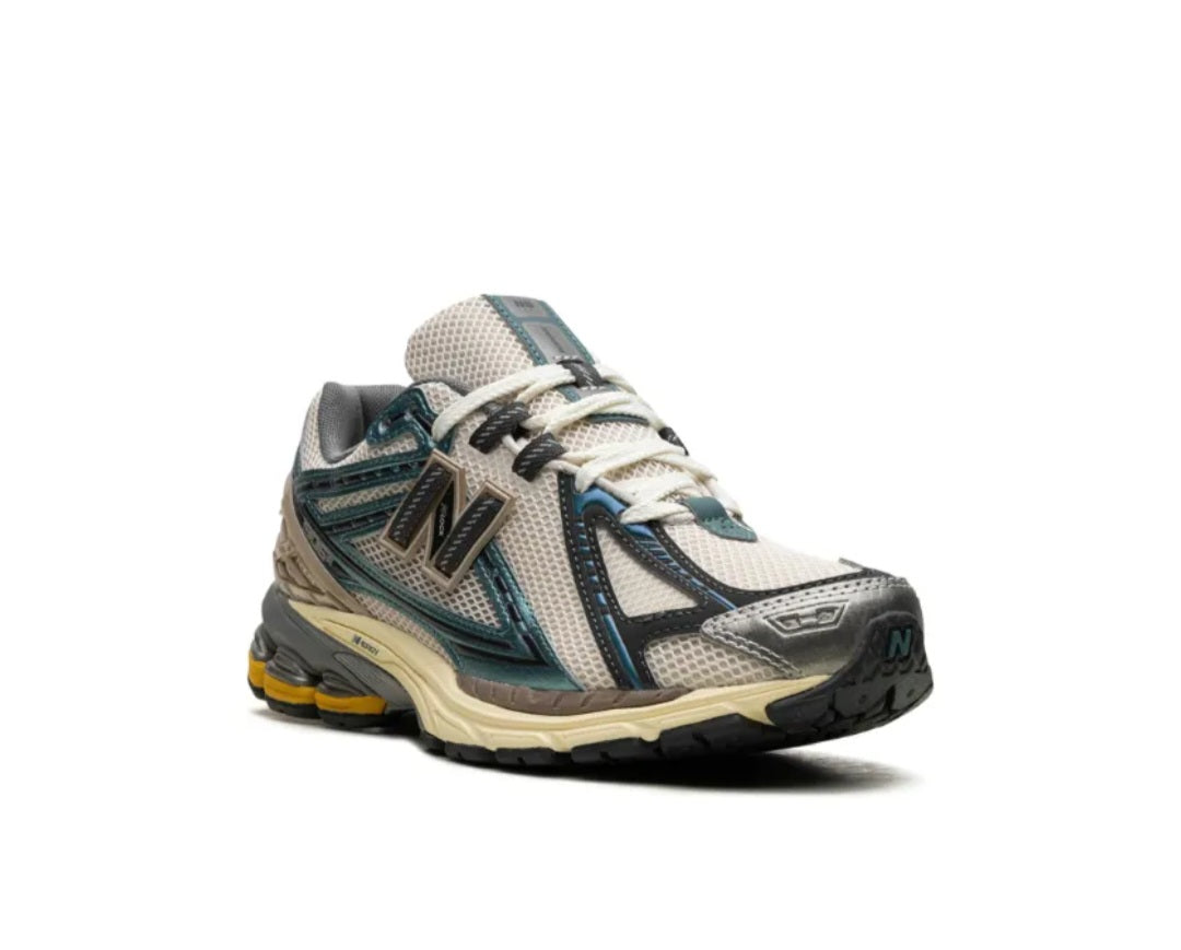 1906R" PANELLED" SNEAKERS